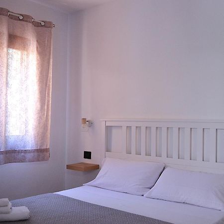 Zenia Rooms San Teodoro  Exterior foto